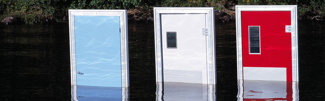 lamidoors in water